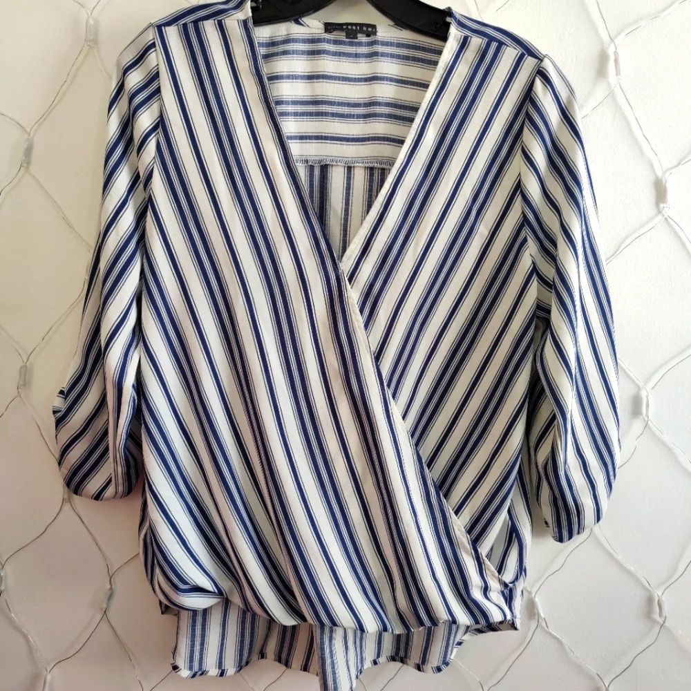 West Kei Striped Blouse Top • Blue & White • Travel • Size Small